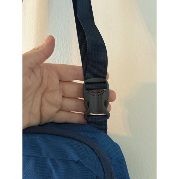 Mystery Ranch Crossbody Bag Blue Adjustable Strap Buckle Closure Hiking Bag - Picture 3 of 8